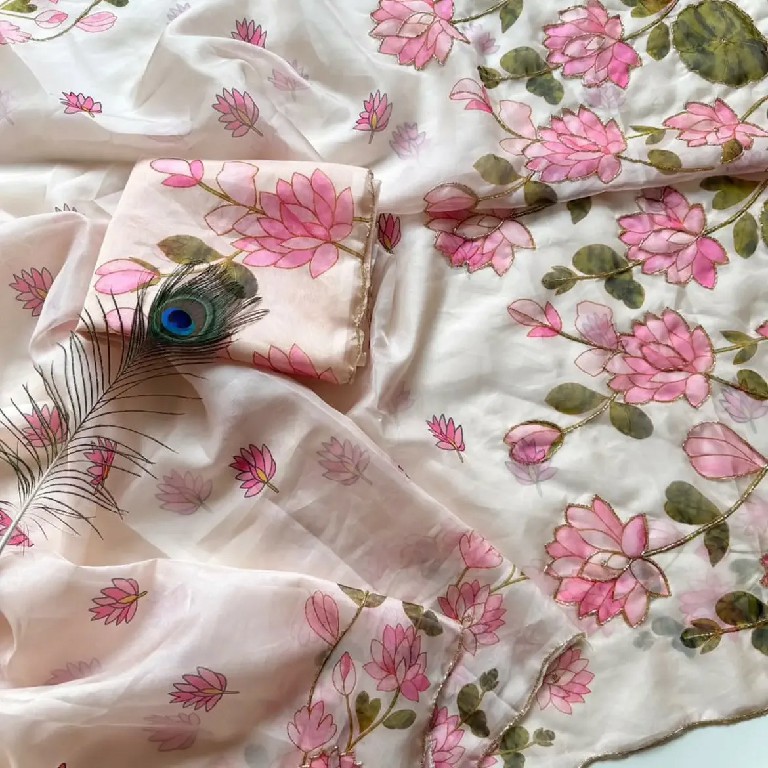 TEXTILEDEAL JR PRESENT SOFT TEBY SILK ELEGANT FLORAL DIGITAL PRINT INDIAN SAREES FOR EXPORT