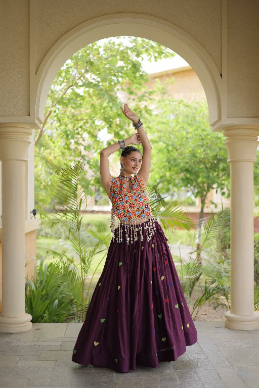 TEXTILEDEAL D.NO LW-7181 WHOLESALE READYMADE CORA COTTON ATTRACTIVE NAVRATRI STYLE LEHENGA CHOLI FOR EXPORT