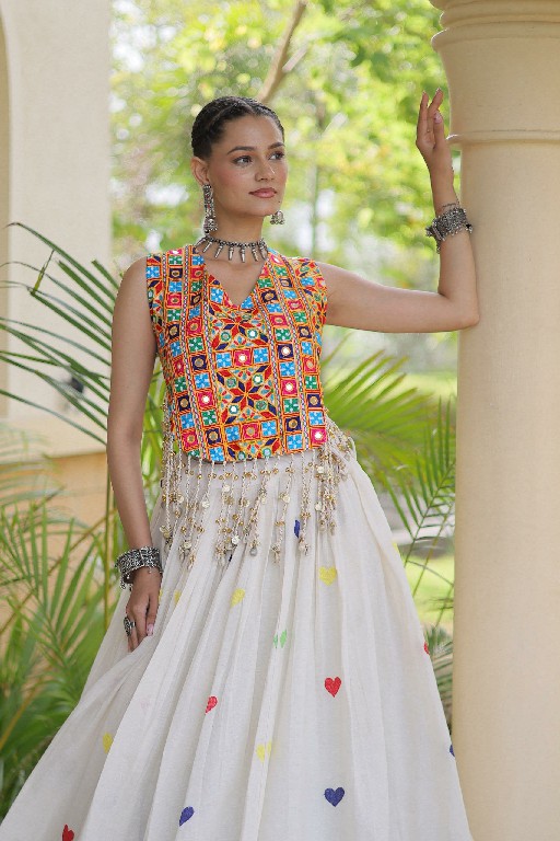 TEXTILEDEAL D.NO LW-7181 WHOLESALE READYMADE CORA COTTON ATTRACTIVE NAVRATRI STYLE LEHENGA CHOLI FOR EXPORT