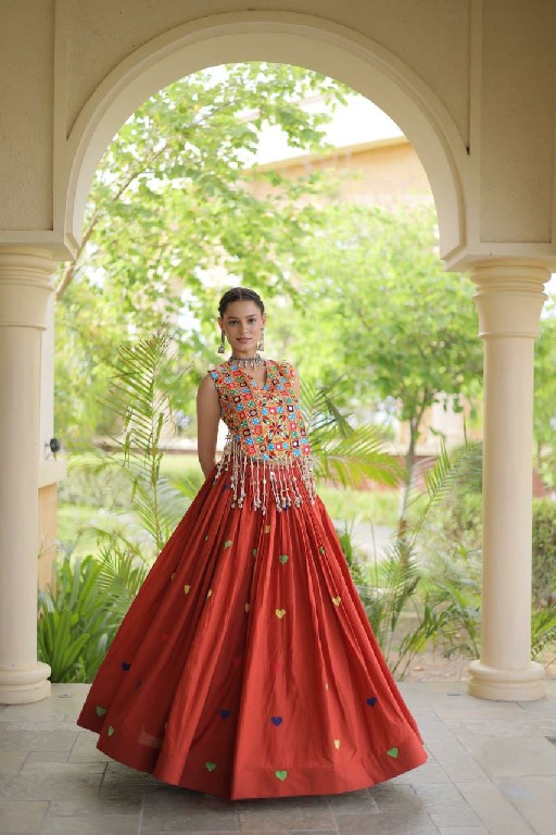 TEXTILEDEAL D.NO LW-7181 WHOLESALE READYMADE CORA COTTON ATTRACTIVE NAVRATRI STYLE LEHENGA CHOLI FOR EXPORT