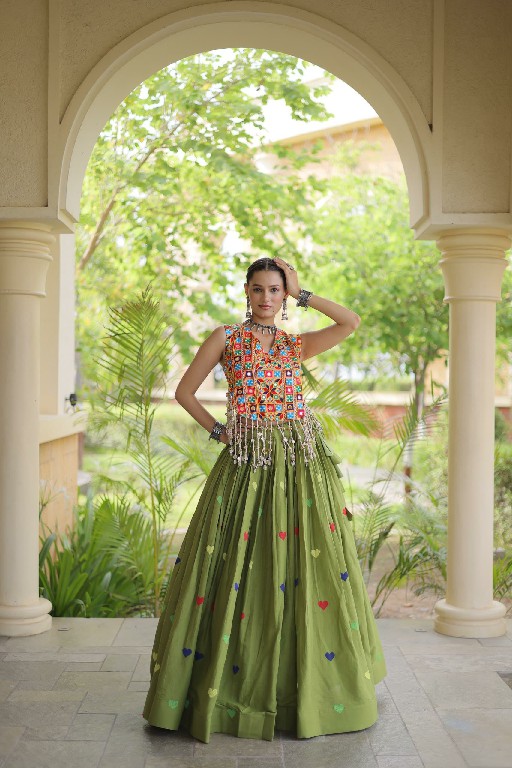 TEXTILEDEAL D.NO LW-7181 WHOLESALE READYMADE CORA COTTON ATTRACTIVE NAVRATRI STYLE LEHENGA CHOLI FOR EXPORT