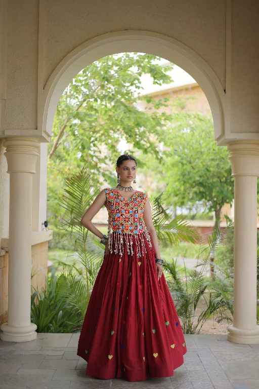 TEXTILEDEAL D.NO LW-7181 WHOLESALE READYMADE CORA COTTON ATTRACTIVE NAVRATRI STYLE LEHENGA CHOLI FOR EXPORT