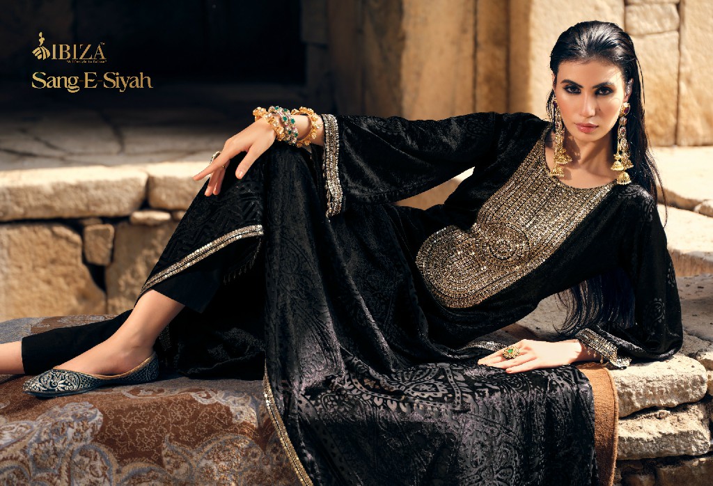 IBIZA SANG-E-SIYAH WHOLESALE PURE VELVET WINTER ELEGANT LOOK UNSTITCH SALWAR SUITS FOR EXPORT
