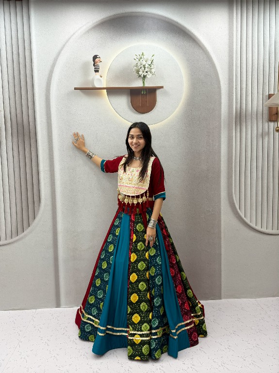 SHREE RAM CREATION D.NO 199 WHOLESALE READYMADE PURE COTTON NAVRATRI SPECIAL LEHENGA CHOLI FOR EXPORT