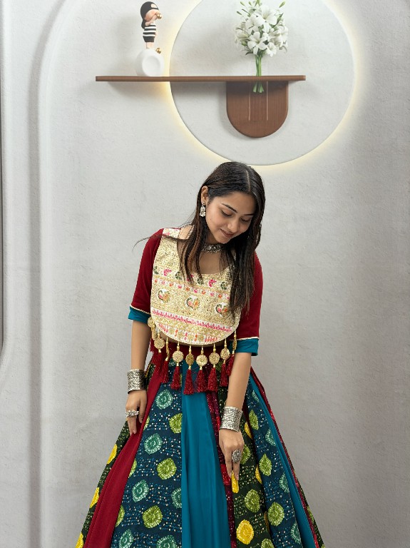 SHREE RAM CREATION D.NO 199 WHOLESALE READYMADE PURE COTTON NAVRATRI SPECIAL LEHENGA CHOLI FOR EXPORT