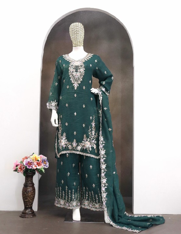 MAARIA-A D.NO 1004 WHOLESALE READYMADE CRUNCHY BEADS WORK PAKISTANI ELEGANT 3 PCS SUITS SUPPLIER