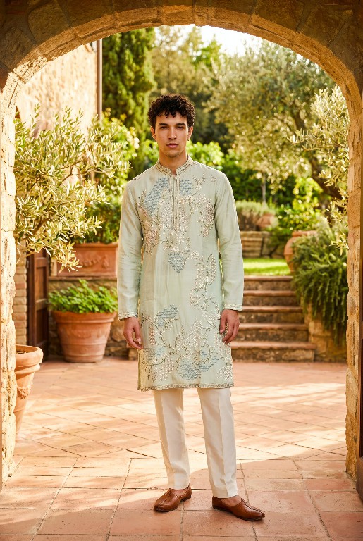 OUTLUK WEDDING COLLECTION VOL 54 WHOLESALE READYMADE LACHAKA V NECK DESIGNER SHORT KURTA WITH PANT FOR MEN OLINE