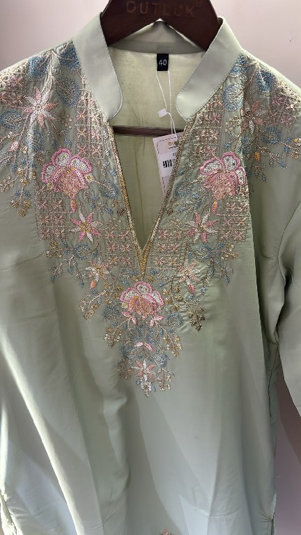 OUTLUK WEDDING COLLECTION VOL 54 WHOLESALE READYMADE LACHAKA V NECK DESIGNER SHORT KURTA WITH PANT FOR MEN OLINE