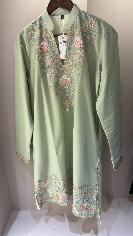 OUTLUK WEDDING COLLECTION VOL 54 WHOLESALE READYMADE LACHAKA V NECK DESIGNER SHORT KURTA WITH PANT FOR MEN OLINE