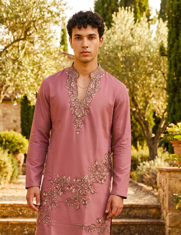 OUTLUK WEDDING COLLECTION VOL 54 WHOLESALE READYMADE LACHAKA V NECK DESIGNER SHORT KURTA WITH PANT FOR MEN OLINE