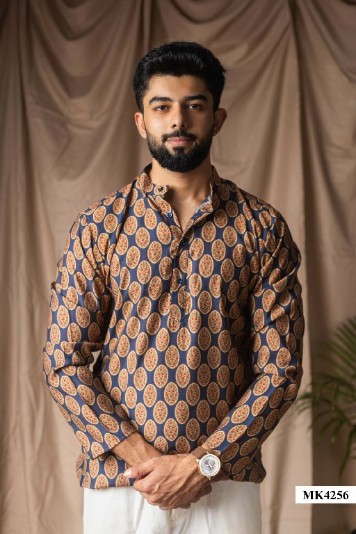 MAHOTSAV MENS SHORT KURTA WHOLESALE READYMADE FESTIVE WEAR SHORT KURTA FOR MENS ONLINE