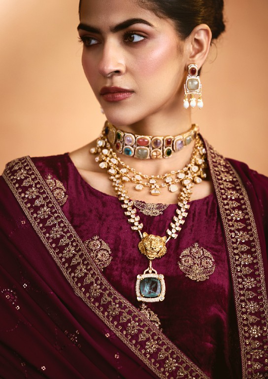 AIQA ZARNISH WHOLESALE VISCOSE VELVET WINTER FANCY DESIGN UNSTITCH SALWAR SUITS FOR EXPORT