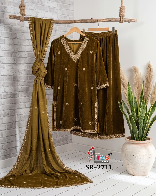 SHREE FABS R-2711 WHOLESALE READYMADE VELVET BEATS WORK WINTER WEAR 3 PCS SUITS EXPORTER