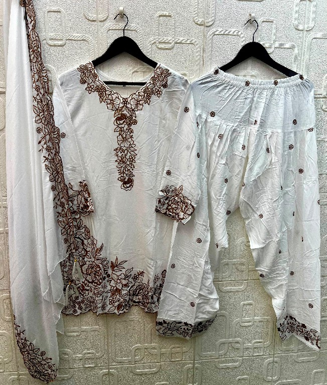 ELAN STUDIO D.NO E-58 WHOLESALE READYMDE RAYON EMBROIDERED FARSHI SALWAR STYLE 3 PCS SUITS SUPPLIER