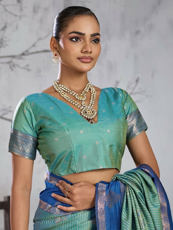 ASTITA ADVIKA WHOLESALE SILK INTRICATE ZARI WEAVING TRADITIONAL SAREES FOR WOMEN ONLINE