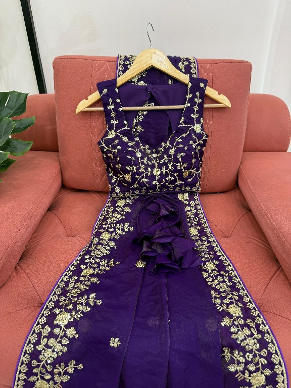 SP SERIES D.NO SP-89 WHOLESALE HEAVY FENDY SILK DESIGNER WEAR SAREES FOR WOMEN EXPORTER