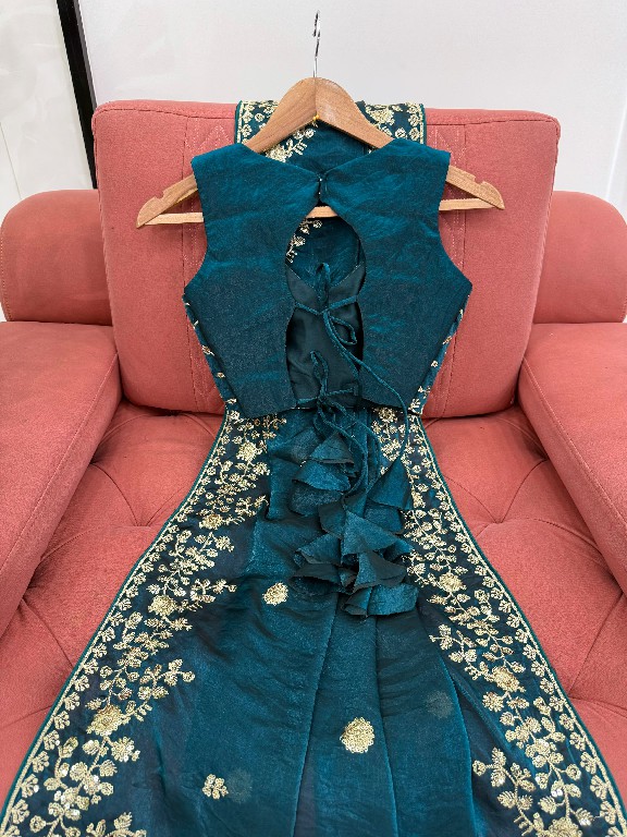 SP SERIES D.NO SP-89 WHOLESALE HEAVY FENDY SILK DESIGNER WEAR SAREES FOR WOMEN EXPORTER
