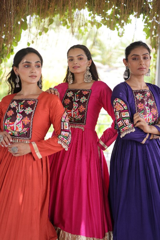 TEXTILEDEAL D.NO LW-9345 WHOLESALE READYMADE RAYON KUTCHI GAMTHI WORK NAVRATRI SPECIAL GOWN FOR WOMEN ONLINE