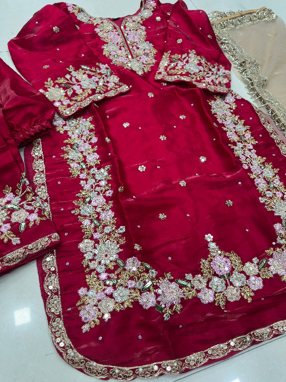 DVD D.NO 5115 WHOLESALE READYMADE JIMMY CHOO EMBROIDERY WORK PAKISTANI 3 PCS SUITS EXPORTER
