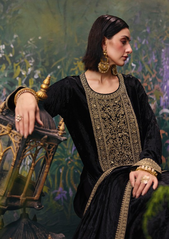 AIQA DIVINE ELEGANCE WHOLESALE VISCOSE VELVET WINTER SPECIAL UNSTITCH SALWAR SUITS SUPPLIER