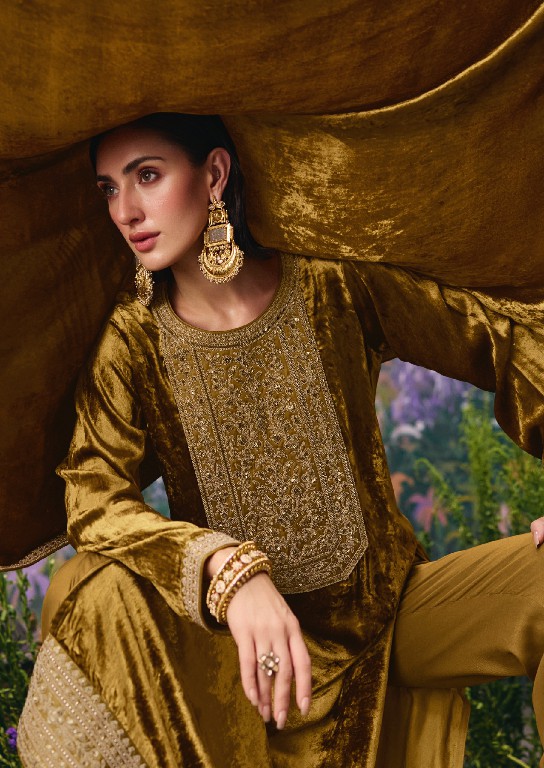 AIQA DIVINE ELEGANCE WHOLESALE VISCOSE VELVET WINTER SPECIAL UNSTITCH SALWAR SUITS SUPPLIER