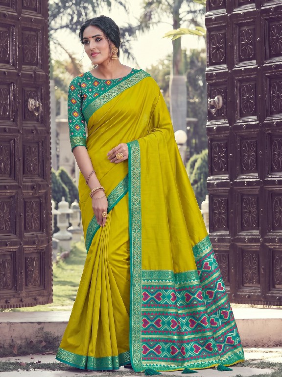 SHREE SHYAM FASHION SEA SILK WHOLESALE SILK FESTIVE WEAR INDIAN SAREES FOR WOMEN ONLINE