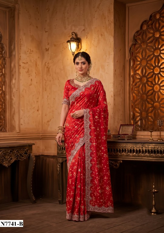 MAHOTSAV KARVA CHAUTH SPECIAL SAREES WHOLESALE READYMADE BEAUTIFUL DESIGNER SAREES FOR WOMEN ONLINE