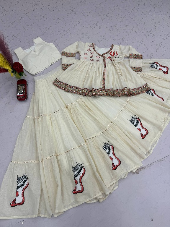 PRISHA CREATION D.NO PC-605 WHOLESALE READYMADE COTTON NAVRATRI SPECIAL KEDIYA STYLE LEHENGA CHOLI FOR EXPORT