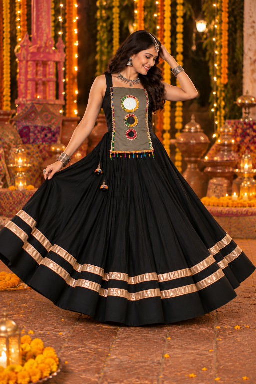 PAYAL CREATION SIYA-22MOM WHOLESALE READYMADE ROMAN SILK MIRROR WORK NAVRATRI LEHENGA CHOLI FOR WOMEN ONLINE