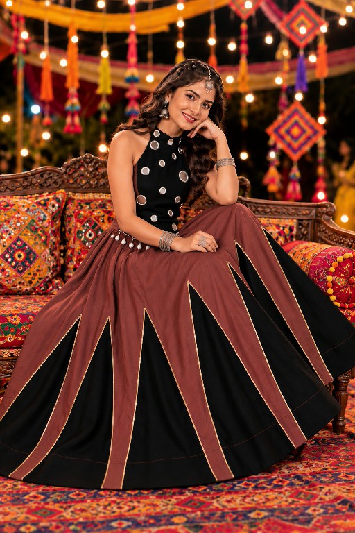 PAYAL CREATION D.NO SIYA-24MOM WHOLESALE READYMADE ROMAN SILK MIRROR WORK NAVRATRI LEHENGA CHOLI FOR WOMEN ONLINE