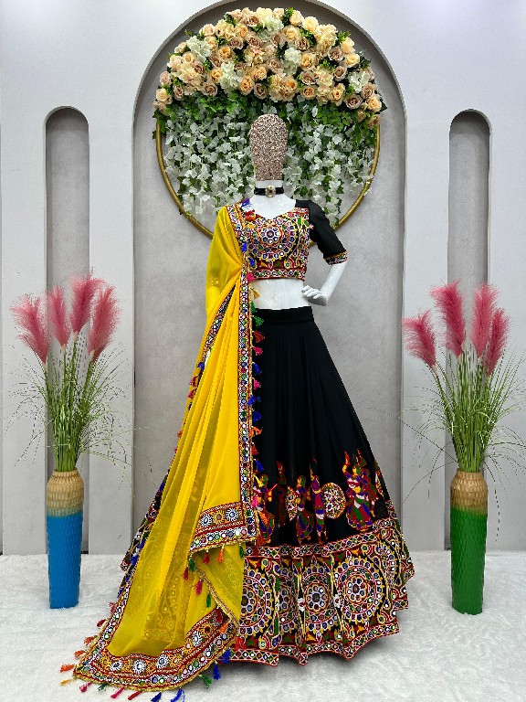 SP SERIES SP-24 WHOLESALE FAUX GEORGETTE TRADITIONAL NAVRATRI CHANIYA CHOLI FOR EXPORT