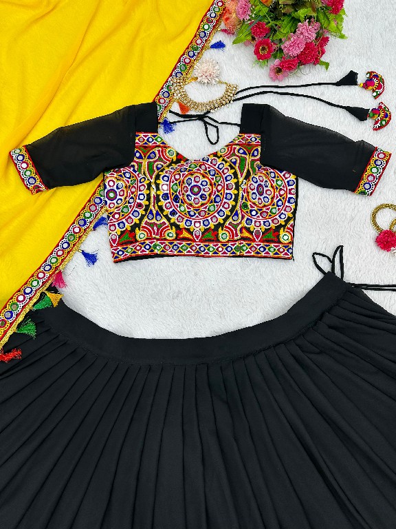 SP SERIES SP-24 WHOLESALE FAUX GEORGETTE TRADITIONAL NAVRATRI CHANIYA CHOLI FOR EXPORT