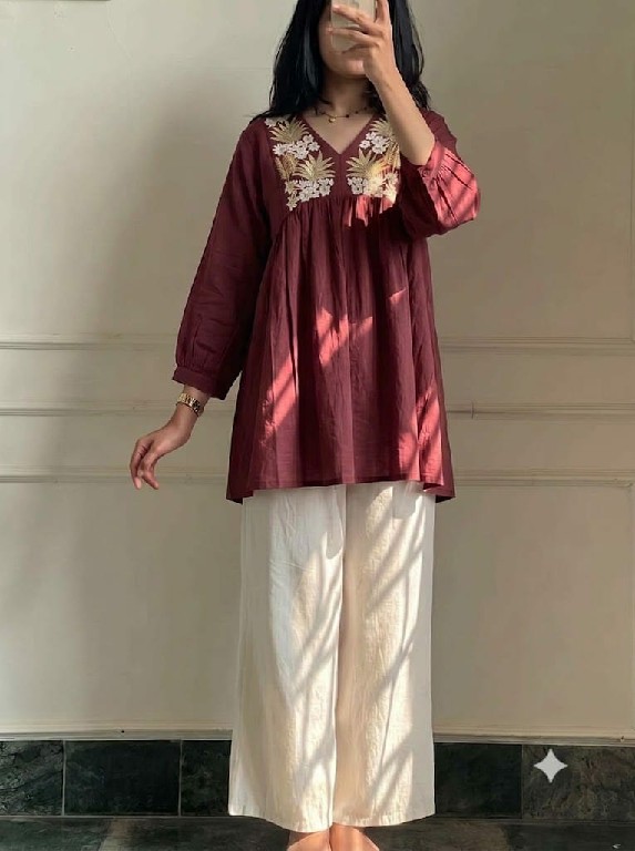 MARUTI FASHION PRESENT READYMADE RAYON BIG SIZE TRENDY STYLISH KURTI WITH PLAZZO FOR WOMEN EXPORTER