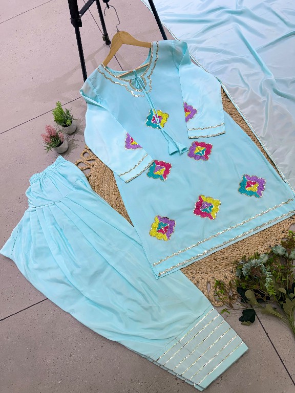 TEXTILEDEAL D.NO AAL-2156 WHOLESALE READYMADE CRAPE SILK BEAUTIFUL FARSHI SALWAR STYLE 3 PCS SUITS SUPPLIER