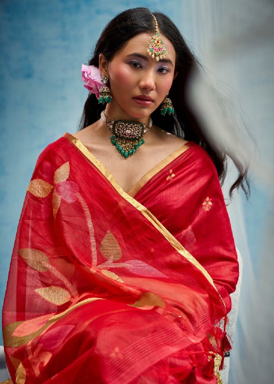 RAJTEX INDRIYA WHOLESALE PURE MUNGA COTTON HANDLOOM WEAVING FESTIVE WEAR INDIAN SAREES FOR WOMEN EXPORTER