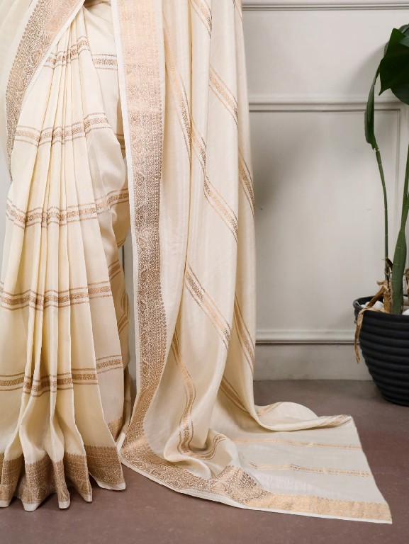 LNB D.NO 7920 WHOLESALE DOLA SILK BEAUTIFUL INDIAN SAREES FOR WOMEN ONLINE
