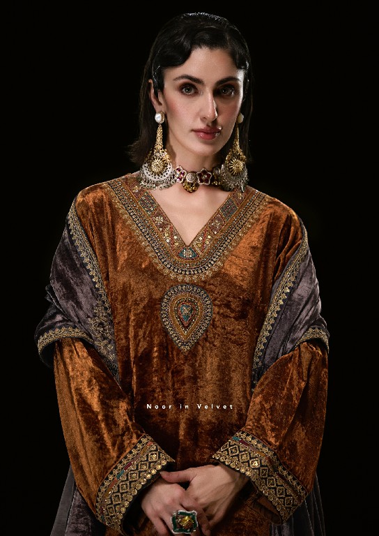 AIQA THE ROYAL CHAPTER WHOLESALE VISCOSE VELVET WINTER SPECIAL UNSTITCH SALWAR SUITS SUPPLIER